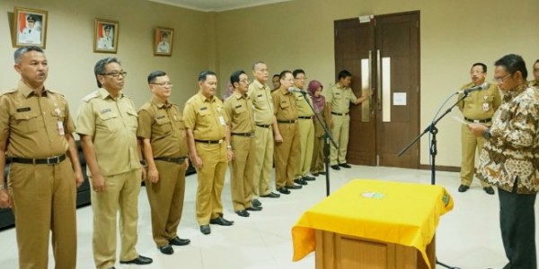 Bupati Bekasi Lantik Tiga Pejabat Eselon II