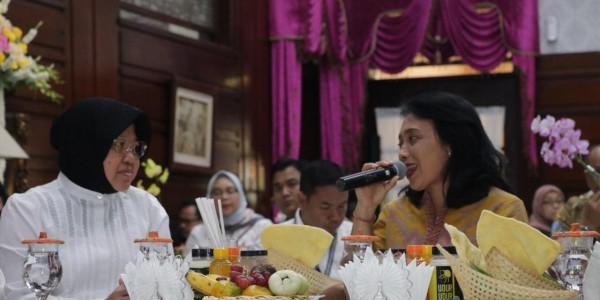 Menteri PPPA dengan Walikota Risma Bincangkan Wirausaha Perempuan & Pemenuhan Hak Anak