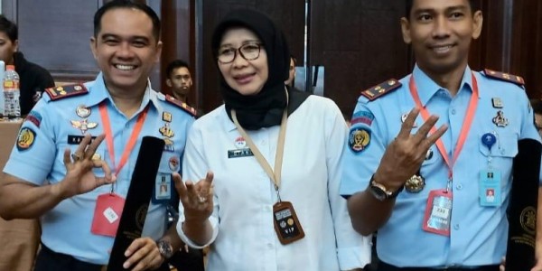 Di bawah Kepemimpinan Kadek Anton Budiharta, Lapas Cikarang Raih Dua Penghargaan
