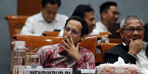 Menteri Pendidikan Nadim Raker Dengan Komisi X DPR