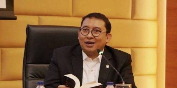 Pencopotan Direksi Garuda Belum Bisa Dinilai Sebagai Gebrakan Erick Thohir
