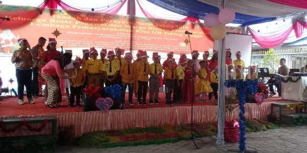 Natal Kelbes Lapas Tebing Tinggi Meriah