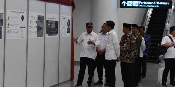Presiden Jokowi : Terminal Baru Bandara Syamsudin Noor Patut Dibanggakan