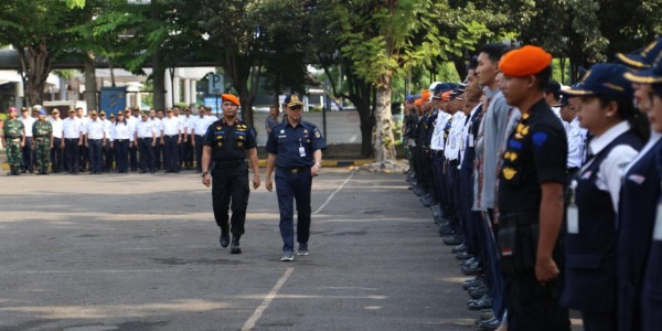 Apel Pasukan Posko Angkutan Nataru 2019/2020 PT KAI Daop 8 Surabaya