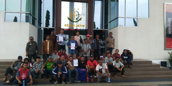 Adukan ke Kejati Jatim, Warga Petisbenem Gresik Laporkan Dugaan Tindak Pidana Kadesnya
