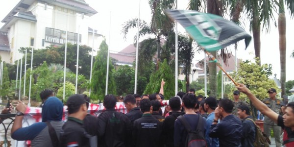 HMI: Slogan Bekasi Baru, Bekasi Bersih, Pepesan Kosong