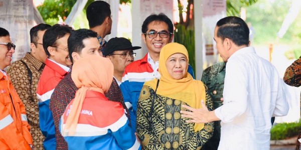 Presiden Jokowi Tinjau Kilang TPPI di Tuban, Didampingi Gubernur Khofifah