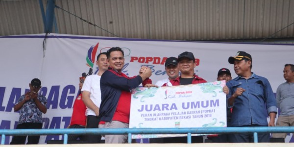 Tambun Selatan Raih Juara Umum Popda