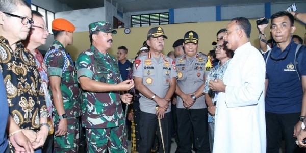 Panglima TNI dan Kapolri Tinjau Pengamanan Natal di Kupang