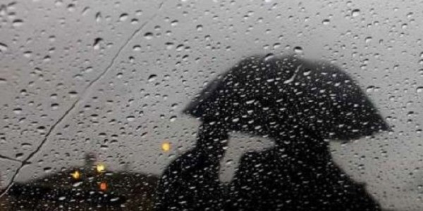 Masyarakat di Ibu Kota Diimbau Waspadai Hujan Disertai Petir Hari Ini