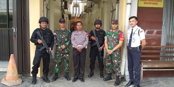 Jangan Sampai Kendor, Itulah Pelaksanaan PAM Pasca Natal di Wilayah Koramil 03/Serengan.