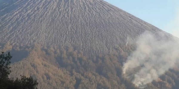Takut Longsor, Pendakian Gunung Semeru Masih Ditutup Untuk Malam Tahun Baru