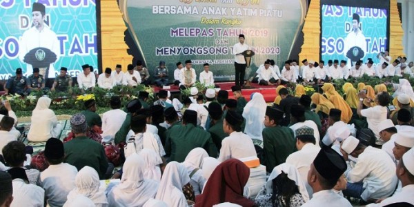 Sambut Tahun Baru, Emil Gelar Doa bersama 1500 Anak Yatim