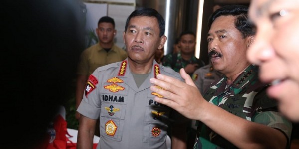 Panglima TNI dan Kapolri Pantau Pengamanan Malam Tahun Baru 2020