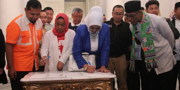 21 organisasi dan lembaga bergabung dengan Pemprov DKI Jakarta, menanggulangi banjir.
