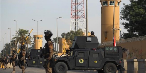 Pasca Pembunuhan Soleimani, AS Minta Warganya Tinggalkan Irak