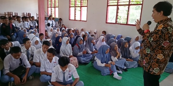 Fakultas Hukum UBK Dirikan Klinik Etika di Sekolah Jurai Wira Kab Way Kanan Lampung.
