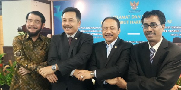 Gede Palguna Berpesan Pada Danie Yusmic Agar Tak Tersesat di MK