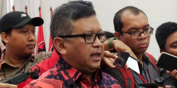 Andi Arief Sebut Dua Staf Sekjen PDIP Terseret OTT Wahyu Setiawan