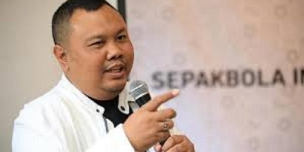 KPK Tangkap Wahyu, Hendri Satrio Sarankan KPU Mengundurkan Diri