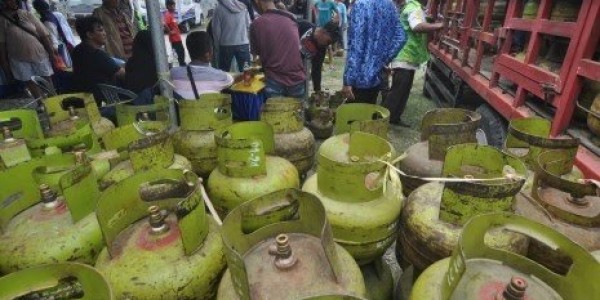 Subsidi Gas Melon Dicabut, DPR: Pemerintah Sebaiknya Jangan Lagi Bikin Rakyat Susah