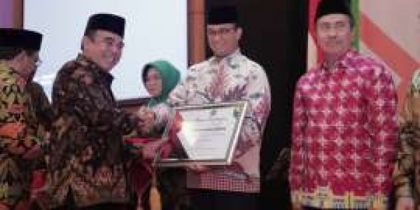 Anies Dapat Penghargaan Atas Kepedulian Pada Guru, IGI Harap Pemda Lain Tiru DKI