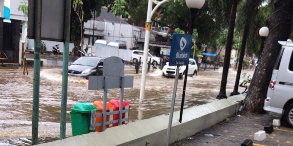Tiga Wilayah di Jakarta Masih Tergenang