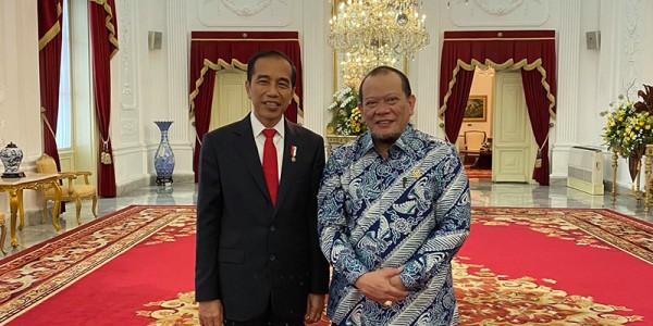 Ketua DPD  Lanyala Mahmud Mattalitti Sampaikan Aspirasi Daerah Kepada Presiden Jokowi