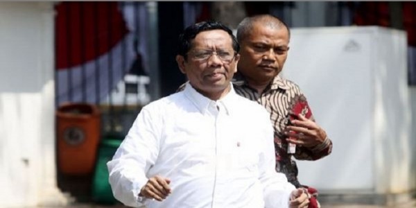 Mahfud MD Tolak Tawaran Kerja Sama  AS di Perairan Natuna