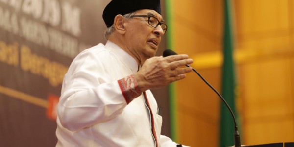 Konsisten Perjuangkan Islam Moderat, Quraish Shihab Dapat Tanda Kehormatan Dari Mesir