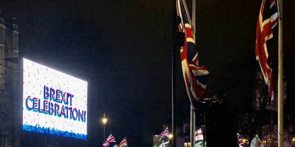 Warga Inggris Rayakan Brexit di Parlemen Westminster
