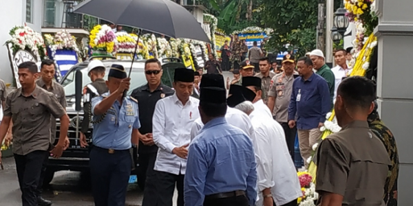 Jokowi Kenang Dititipakan Pesan oleh Gus Sholah Soal Keislaman dan Kebangsaan