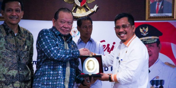 Pemprov Kepri Adukan Menhub Soal Dana Labuh Ke Ketua DPD RI