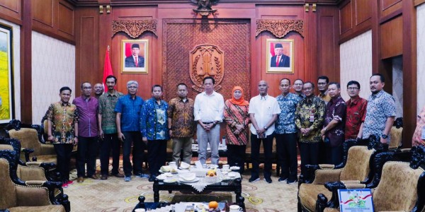 Gubernur Khofifah minta PWI & SIWO Jatim Sukseskan Jatim Jadi Tuan Rumah Porwanas 2020