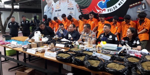 Bahan Utama Pembuat Ganja Sintetis Didatangkan dari Cina