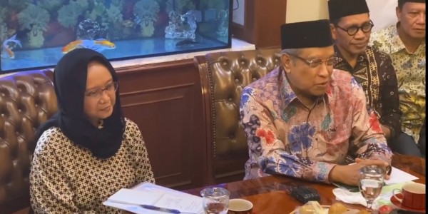 Bertemu Menlu Retno, PBNU Tegaskan Tolak Kepulangan WNI Eks ISIS