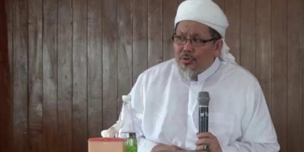 Agar Tak Jadi Musuh Umat Islam, Jokowi Segera Pecat Kepala BPIP