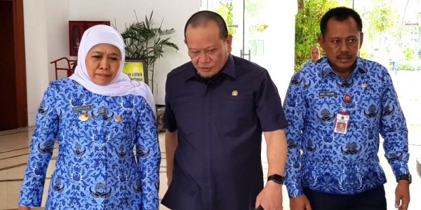 Ketua DPD LaNyala Mahmud Mattalitti Jumpai Gubernur Jatim Khofifah, DPD Siap Dukung Perpres Percepatan Pembangunan Di Jatim