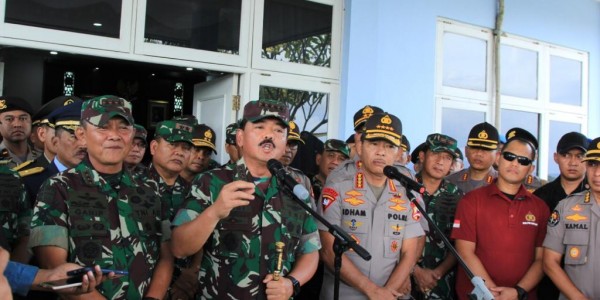 Panglima TNI :  11 Pucuk Senjata Kecelakaan Mi-17 Kemungkinan Diamankan Masyarakat