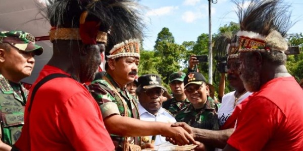 TNI Terima Hibah Lahan Pembangunan Makogabwilhan III di Papua