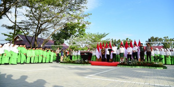 Presiden Tinjau dan Resmikan Rehabilitasi Madrasah di Pekanbaru