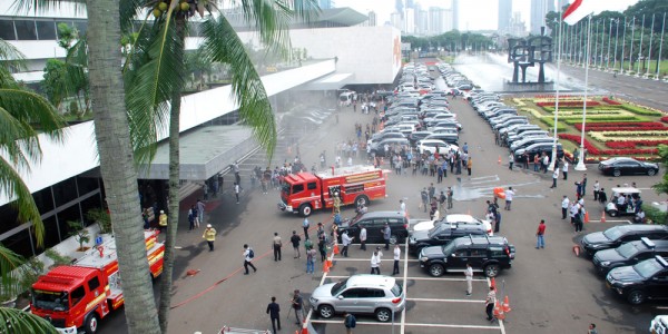 11 Mobil Pemdam Kebakaran Dikerahkan