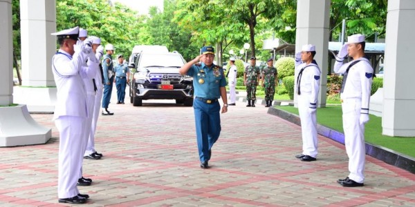 Temui Kasal, Kepala Bakamla RI Disambut Dengan Vallreef