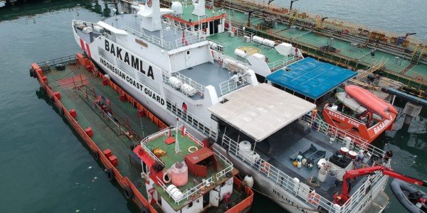 Satgas Trisula Bakamla RI Tangkap Kapal Diduga Transfer BBM Ilegal di Perairan Lampung