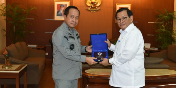 Kepala Bakamla RI Courtessy Kepada Seskab RI