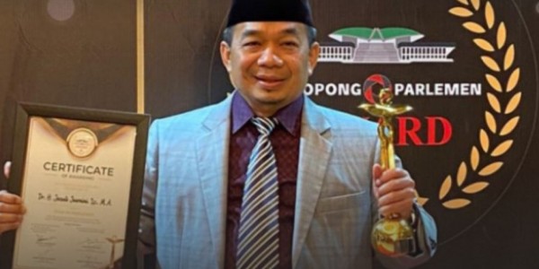 Fraksi PKS Raih Sebagai Fraksi Paling Aspiratif, Jazuli Juwaini Sabet "Star of Parliament"