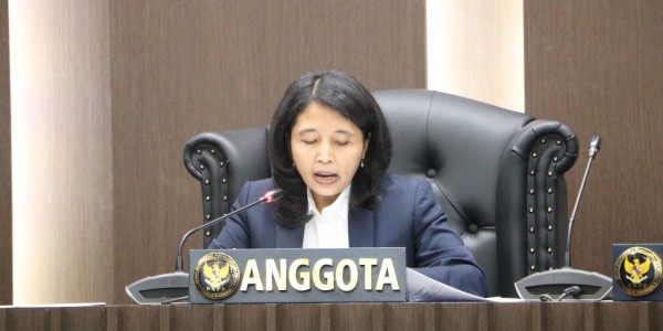 Triwulan I 2020, DKPP Berhentikan  Dua Komisioner KPU RI