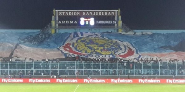 Anstisipasi Covid-19, Arema Semprot 'Kandang Singa' Dengan Desinfektan 