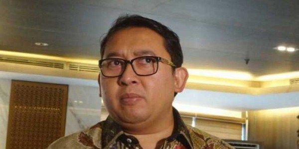 Candaan Risma Soal Corona, Fadli Zon: Ibu Ini Terlalu Anggap Enteng Masalah!