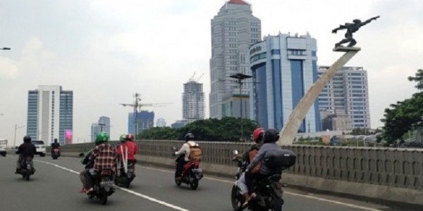 Luar Biasa, Pasien Positif COVID-19 Galang Bantuan Masyarakat Terdampak Work From Home